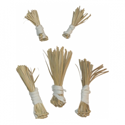 scarecrow-straw-kit-1.jpg