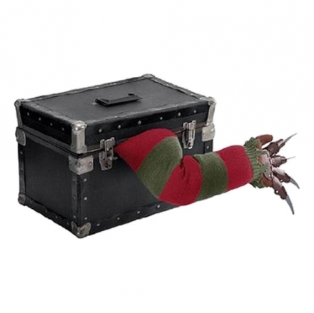 freddy-krueger-losarm-1.jpg